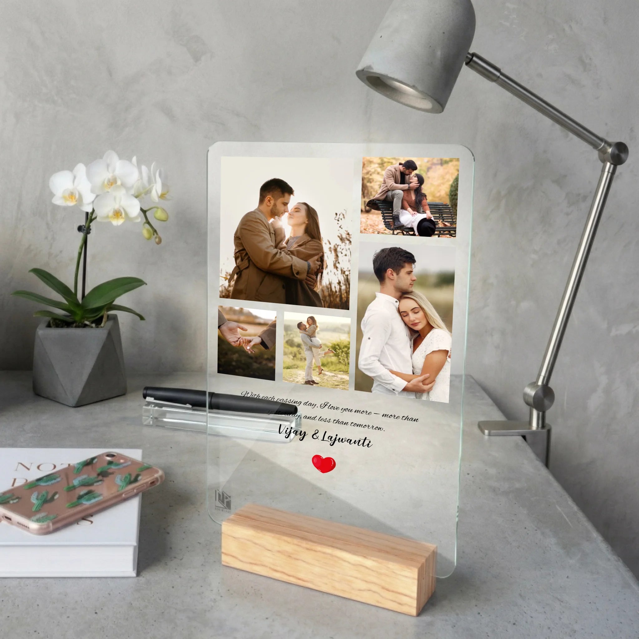 acrylic plaque mockup 3