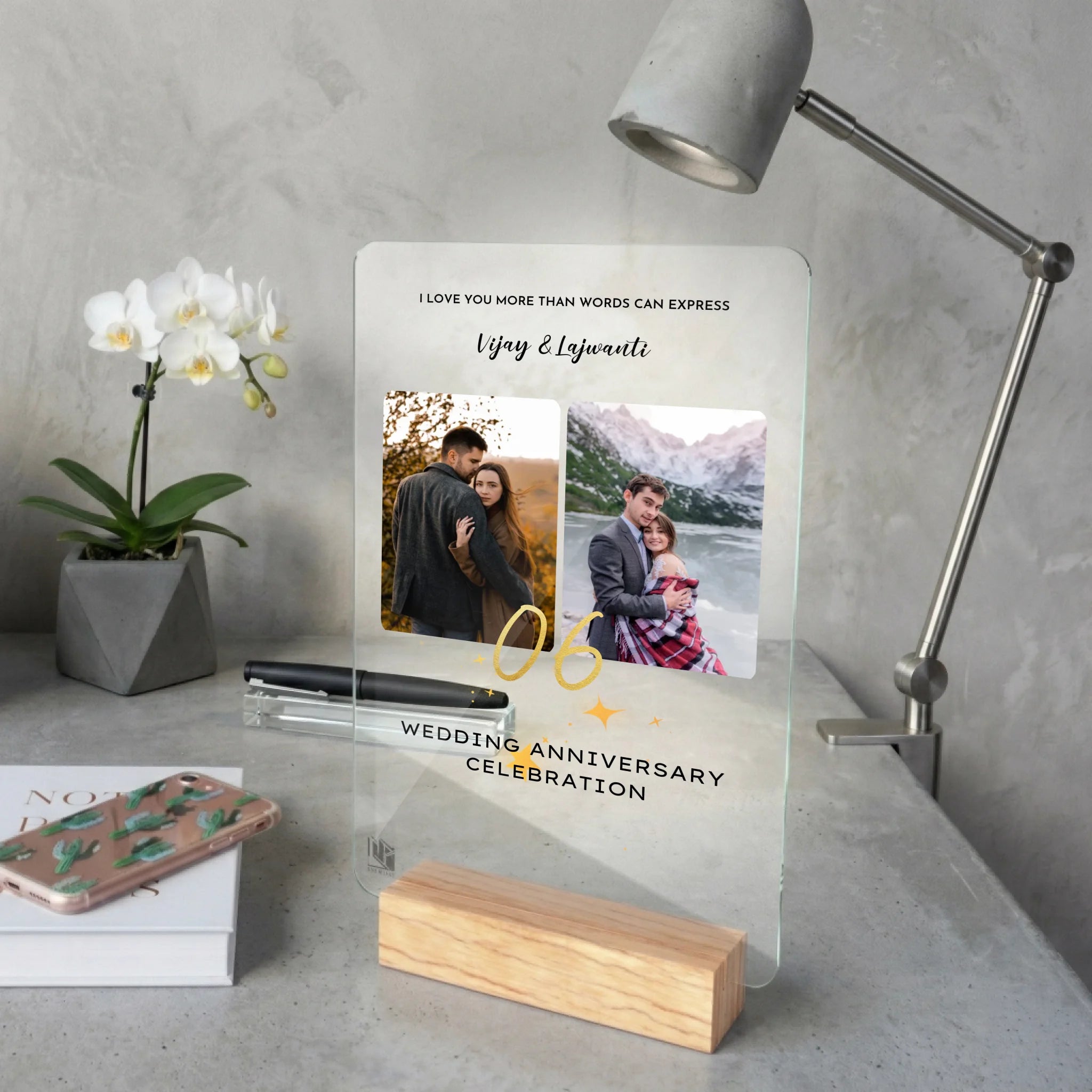 acrylic plaque mockup 3