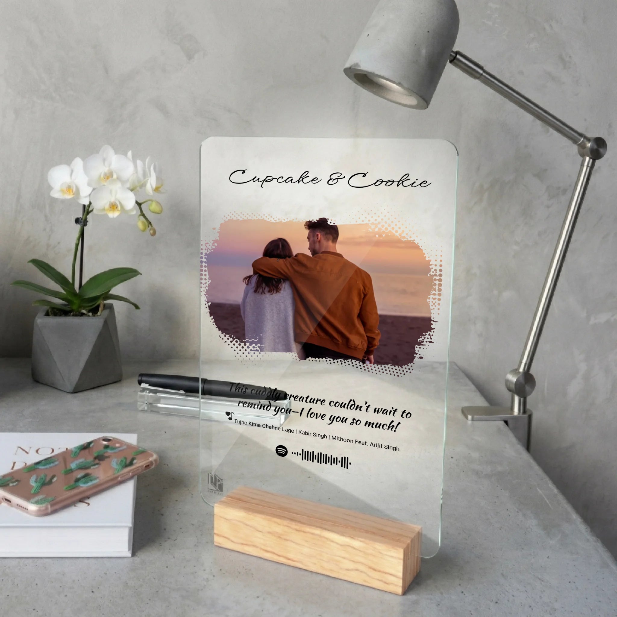 acrylic plaque mockup 3