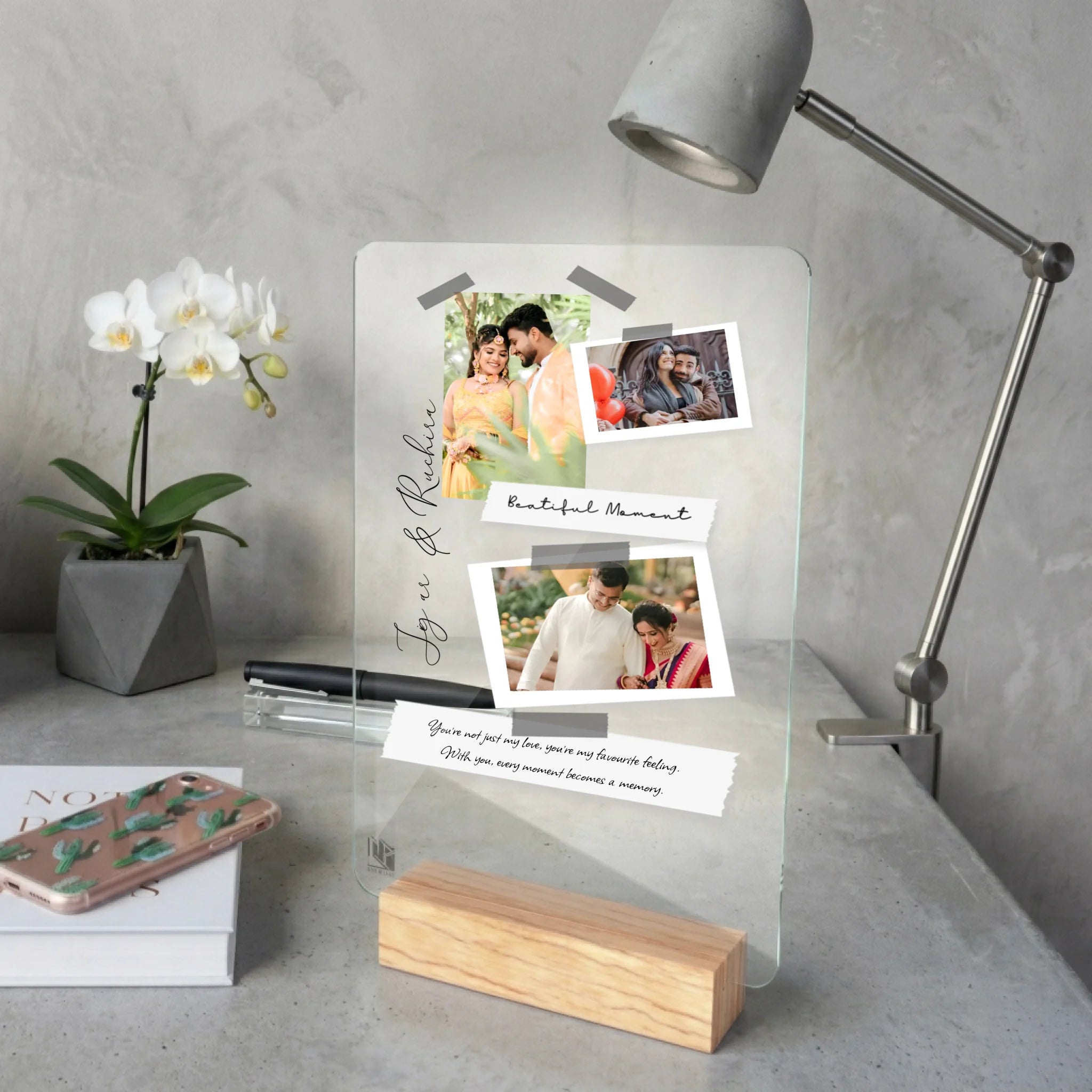 acrylic plaque mockup 3
