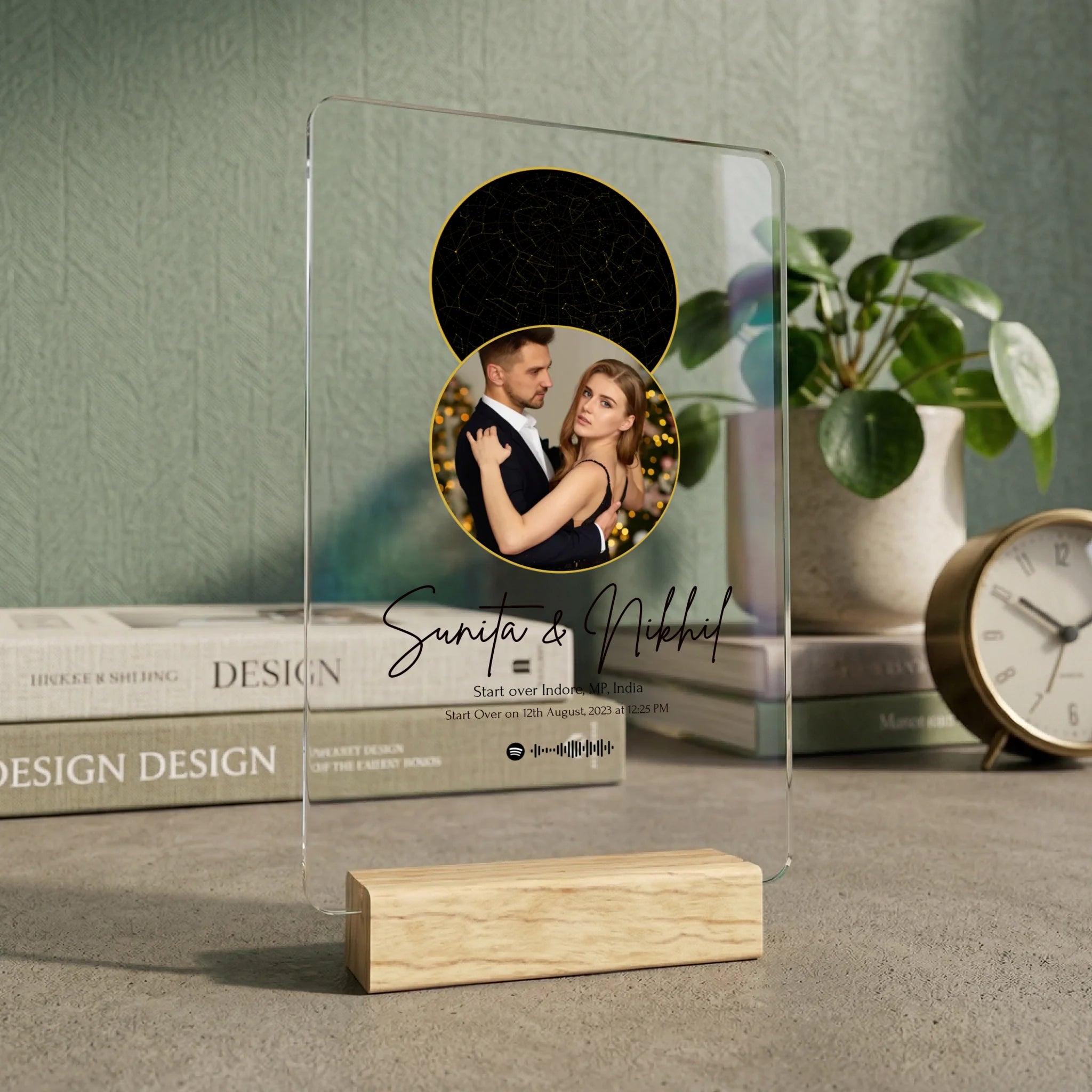 acrylic plaque mockup 2