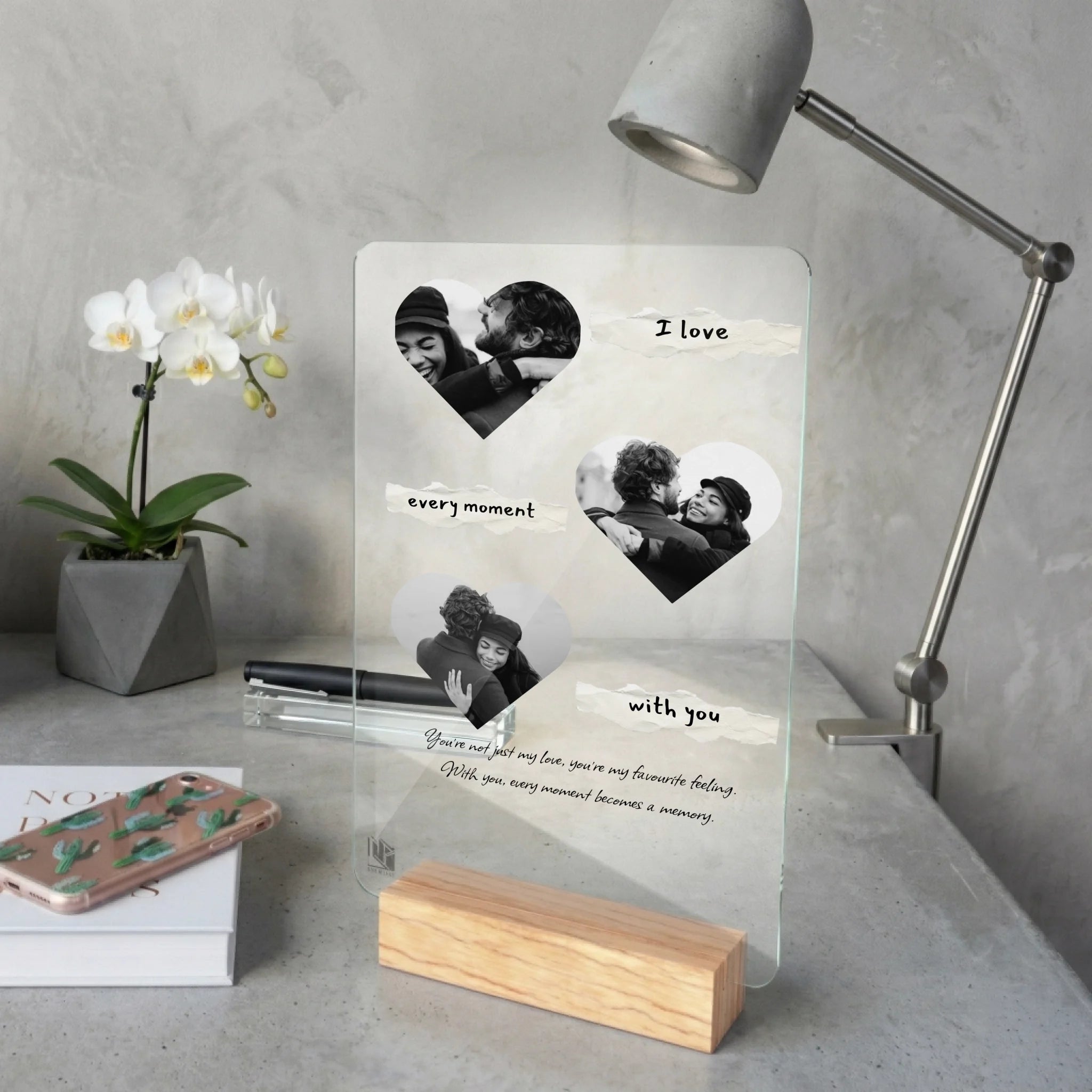 acrylic plaque mockup 3